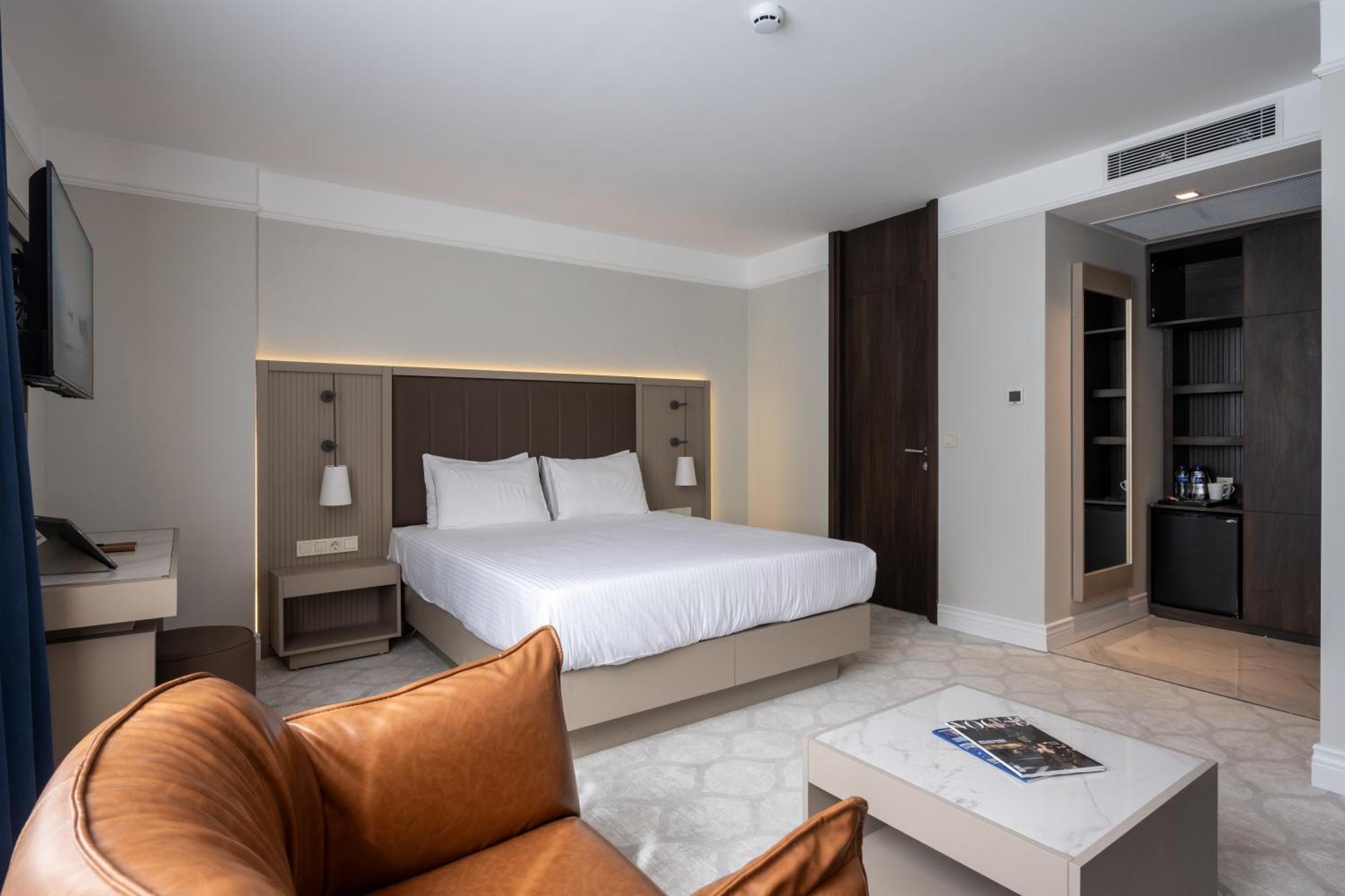 Hotel Noble Pangalti Estambul Exterior foto